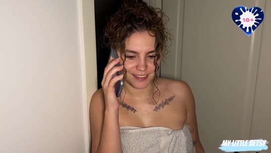 Одела секс наряд в сетку и пригласила парня 1