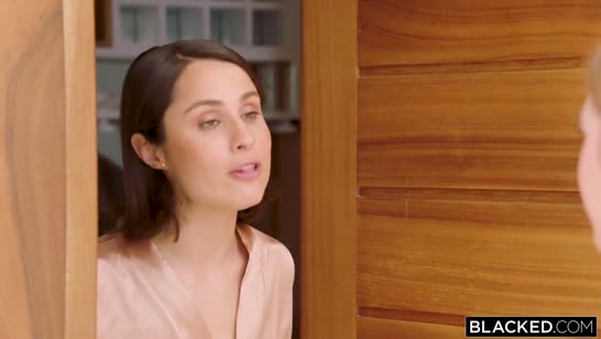 Худенькие белые телочки нашли себе чернокожих трахарей 1