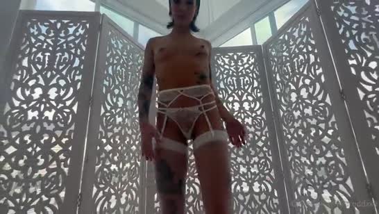 Роскошную Nova Flame отодрали в зад гигантским черным хером 1