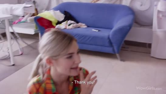 Русская деваха с задором делает отсос другу 6