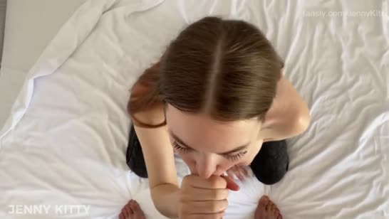 Чел решил утешить девушку после расставания с парнем