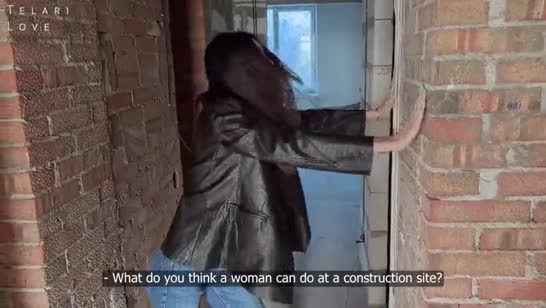 Оказались вдвоем на стройке и решили побаловаться экстримом 1