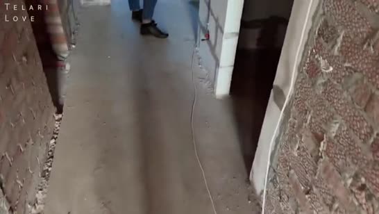 Оказались вдвоем на стройке и решили побаловаться экстримом 2