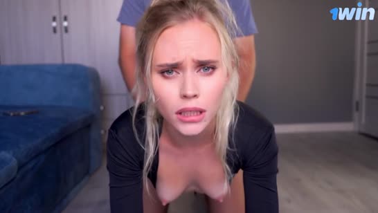 Обходительный пасынок приласкал мачеху и она отдалась ему 5