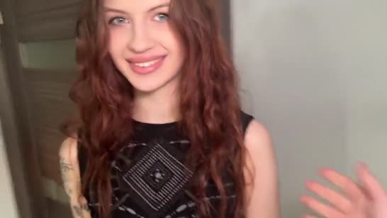 Кудрявая татуированная деваха жарко шпилится с любовником 1